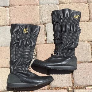 Black Sorel pull-on Boots